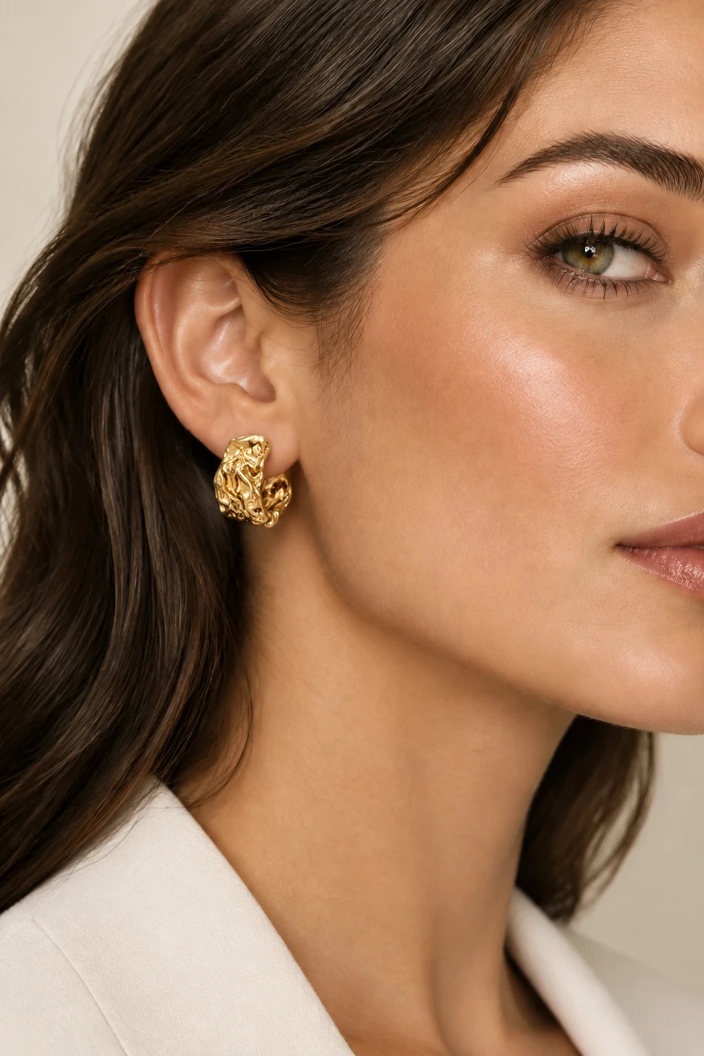 Molten Gold Hoops – view 5 | ORAÏ